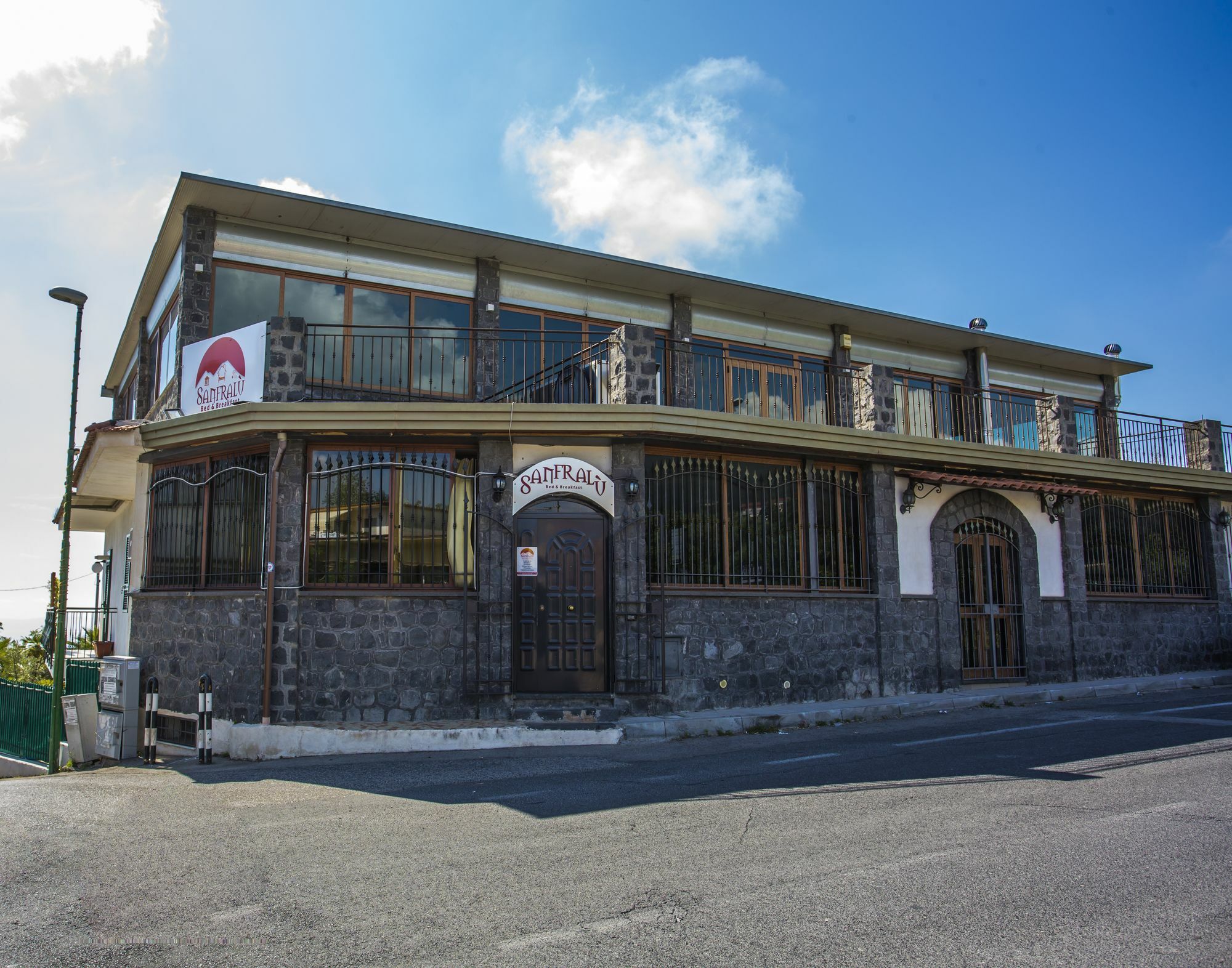 Hotel Sanfralu Ercolano Exteriér fotografie